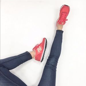 Red / Tan New Balance